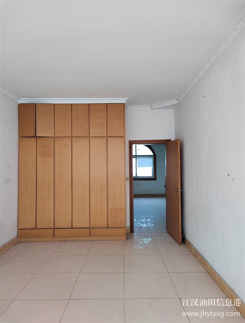 賣房(五七周磯農(nóng)場(chǎng))