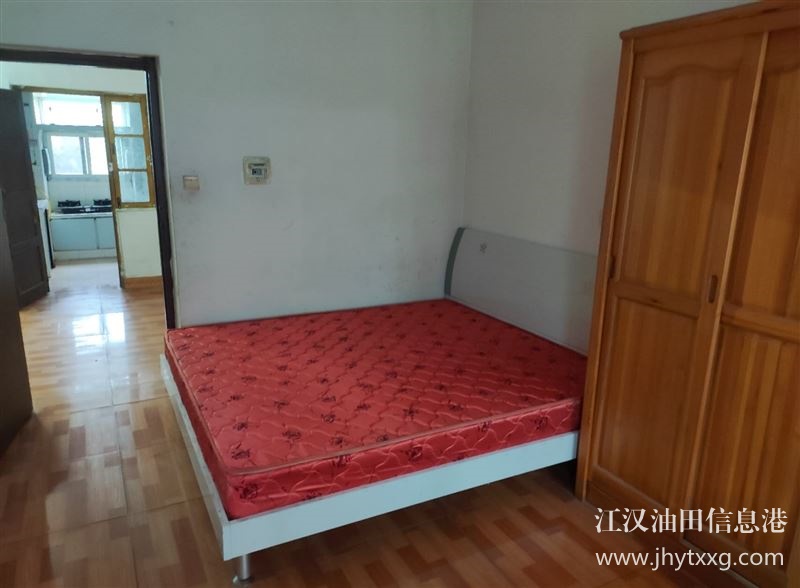 華美小區(qū)住房出售