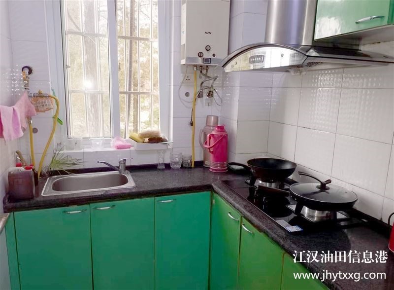 出租電訊小區(qū)65平二樓拎包入住