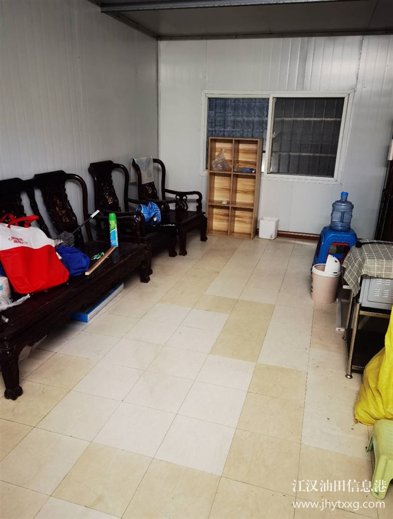 出租或者出售江鉆小區(qū)二樓住房