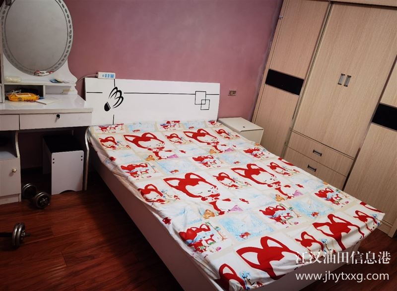 出租或者出售江鉆小區(qū)二樓住房